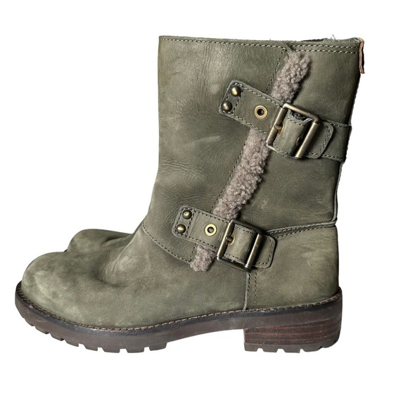 UGG Shoes - UGG Women’s Niels Zippered Leather Boots Size 7